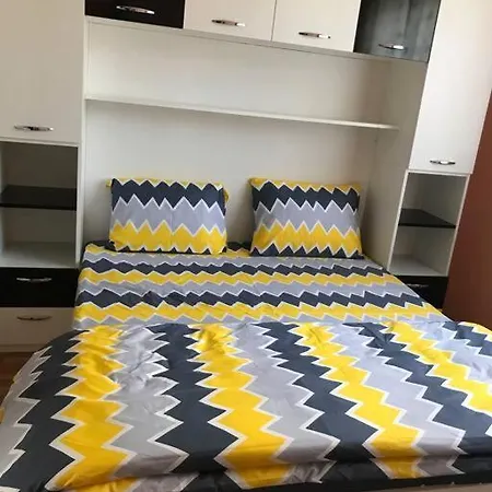 Daire Mia's Apartment, Stylish One Bedroom Sofya