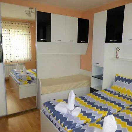 Mia's Apartment, Stylish One Bedroom Appartement *