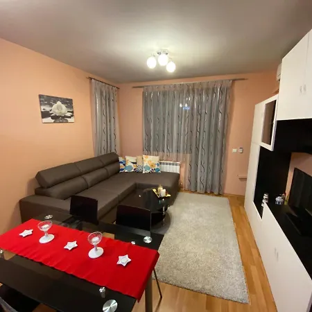 Mia's Apartment, Stylish One Bedroom Appartement Sofia