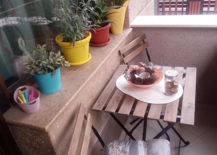 Mia's Apartment, Stylish One-bedroom 아파트 *