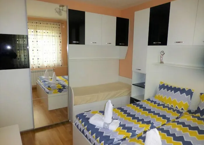 Mia's Apartment, Stylish One-bedroom Апартамент *